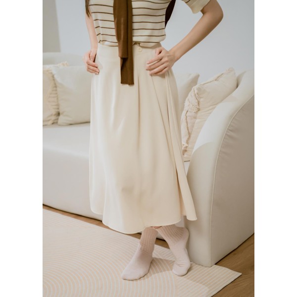 Semi-rubber maxi skirt with front buttons