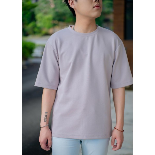 Solid short-sleeved top