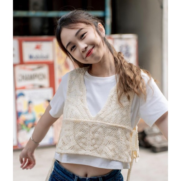 Knitted vest white top