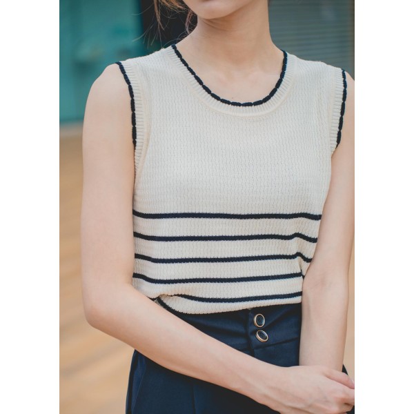Knitted Singlet with Horizontal Striped and Contrast Edges